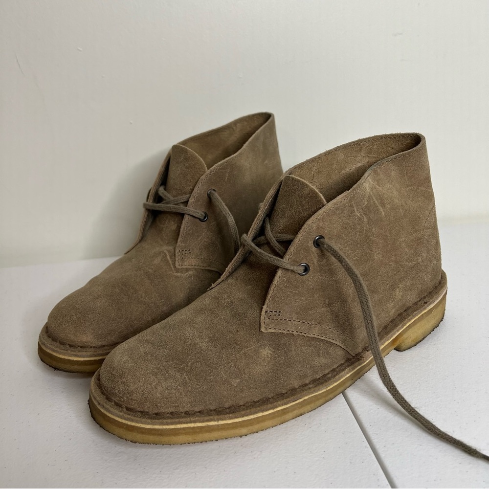 Clarks Desert Boots size woman’s 8.5